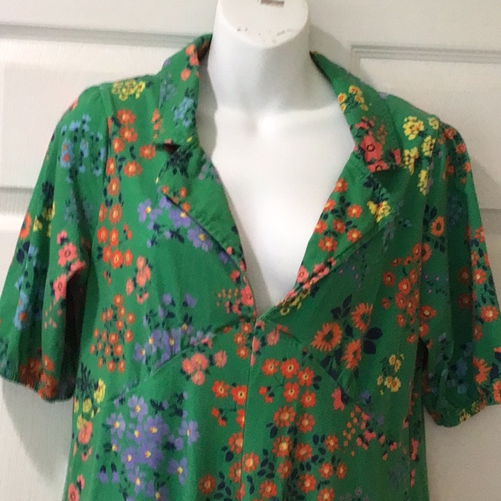 ☘️💚EUC long Vintage vibe ASOS floral cotton shirt dress